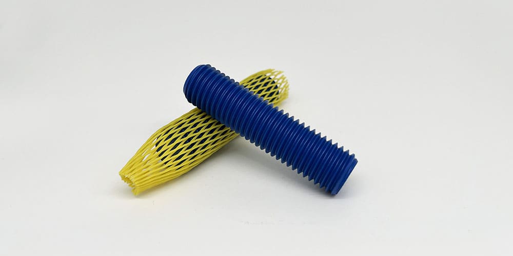 Full-thread and double-end studs manufactured by DUROX INDUSTRIAL