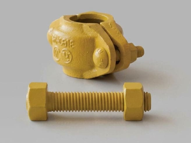 Yellow Xylan coated stud sets for offshore visibility and ROV recognition